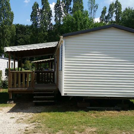 Alexi Alexandra41 Onzain Exterior photo